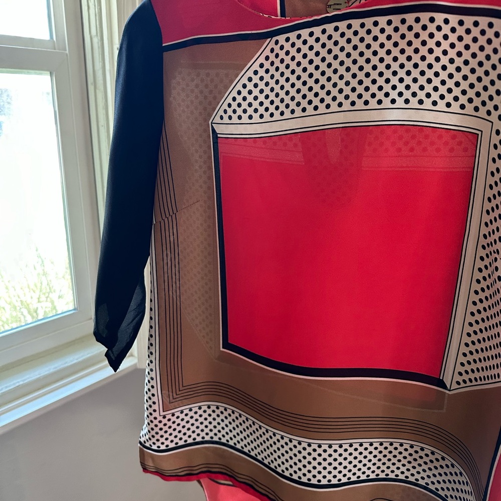 MNG Collection Geometric Pattern Blouse - Picture 3 of 9